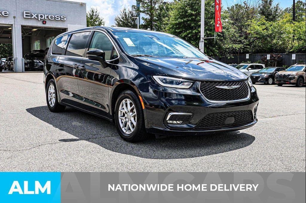 used 2023 Chrysler Pacifica car, priced at $20,420