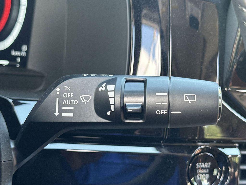 new 2025 Nissan Pathfinder car, priced at $47,683