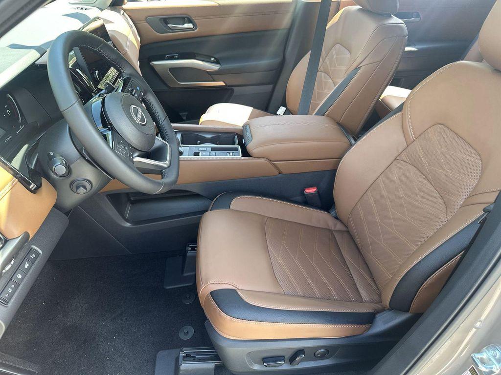 new 2025 Nissan Pathfinder car, priced at $47,683