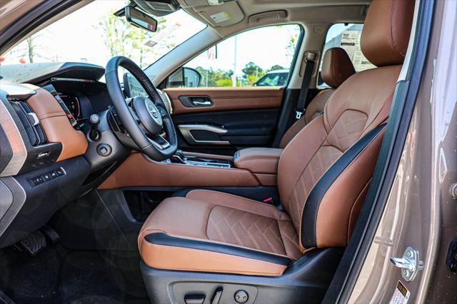 new 2025 Nissan Pathfinder car, priced at $48,882