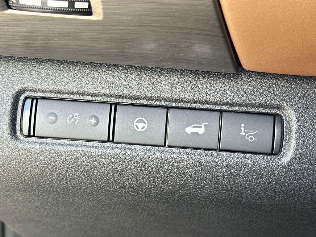 new 2025 Nissan Pathfinder car, priced at $47,683