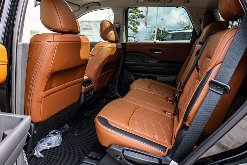new 2025 Nissan Pathfinder car, priced at $49,060