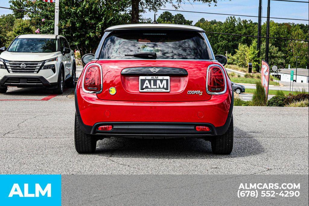 used 2022 MINI Hardtop car, priced at $15,920