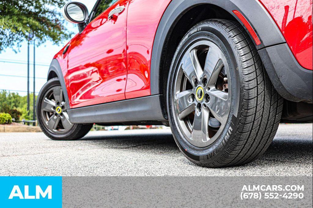 used 2022 MINI Hardtop car, priced at $15,920