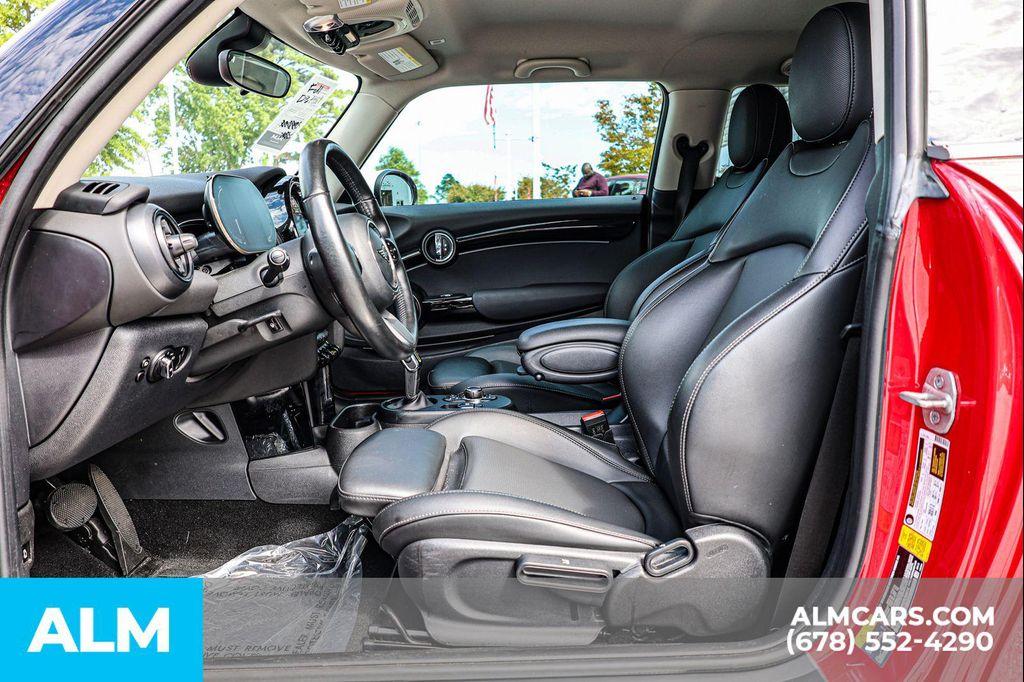 used 2022 MINI Hardtop car, priced at $15,920