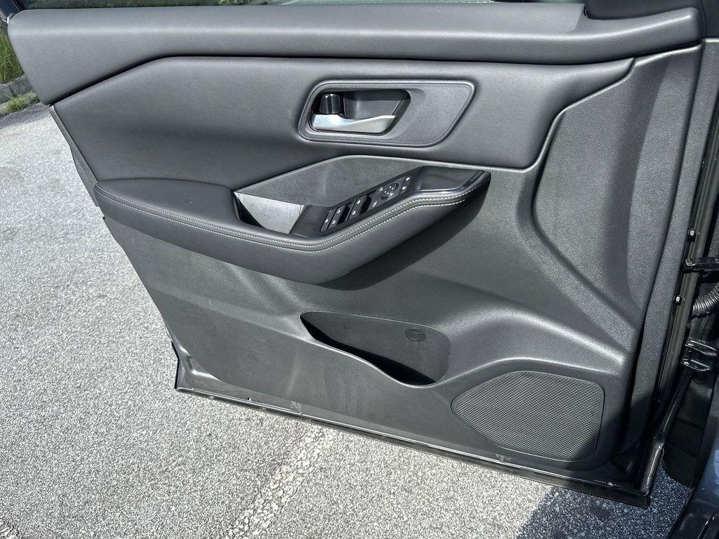 new 2025 Nissan Rogue car, priced at $29,613