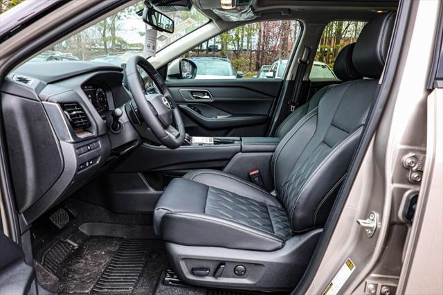 new 2025 Nissan Rogue car, priced at $39,428