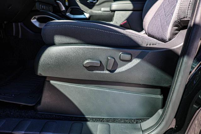 new 2025 Nissan Frontier car, priced at $38,545
