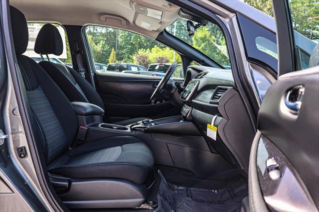 new 2025 Nissan Leaf car, priced at $27,585