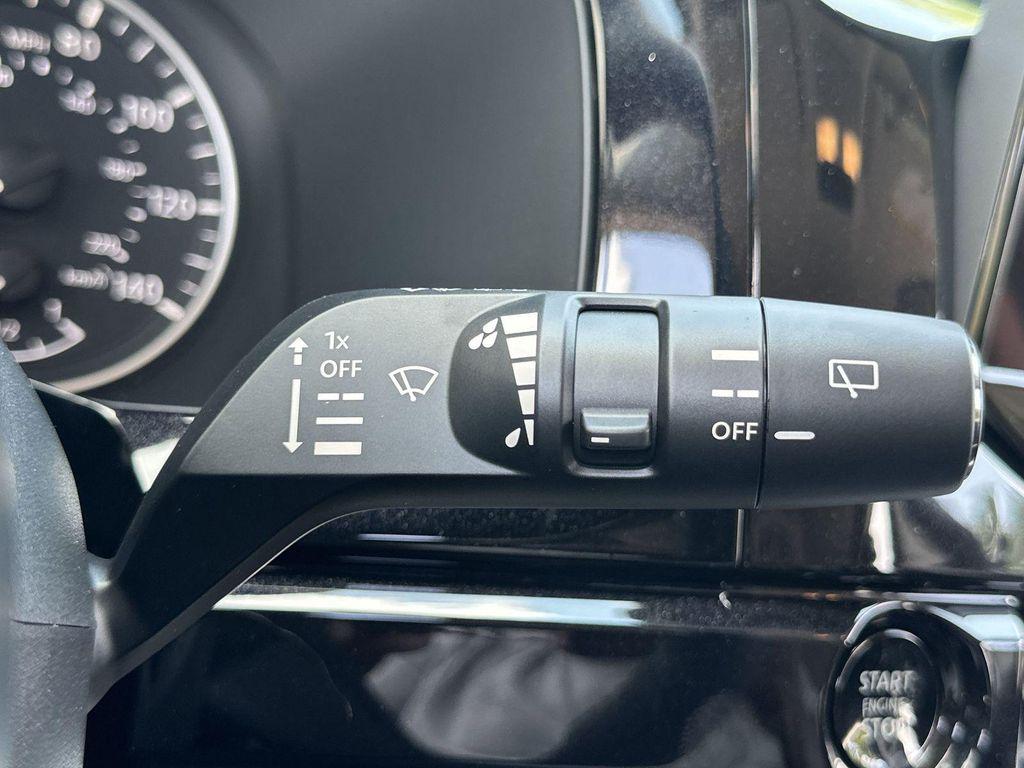 new 2025 Nissan Pathfinder car, priced at $38,781