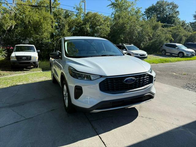 used 2025 Ford Escape car, priced at $25,990