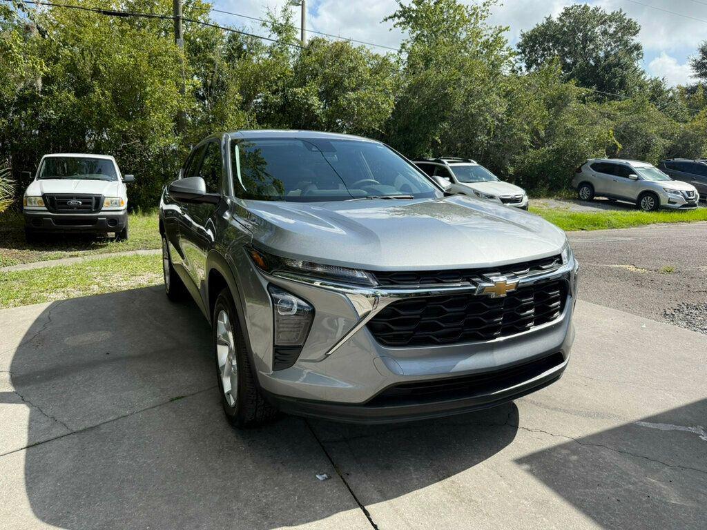 used 2024 Chevrolet Trax car, priced at $22,990