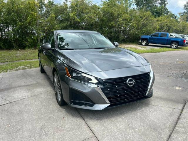 used 2023 Nissan Altima car, priced at $25,990