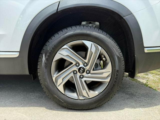 used 2022 Hyundai Santa Fe car, priced at $25,490