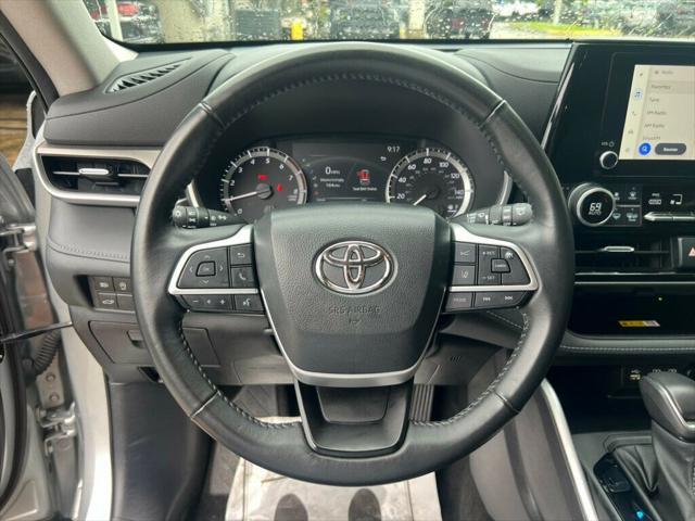 used 2023 Toyota Highlander car, priced at $37,990