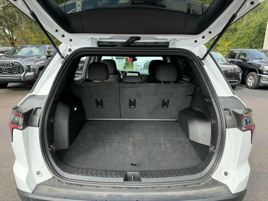 used 2025 Chevrolet Equinox car, priced at $23,990