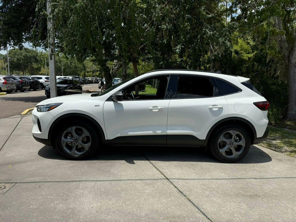 used 2025 Ford Escape car, priced at $27,990