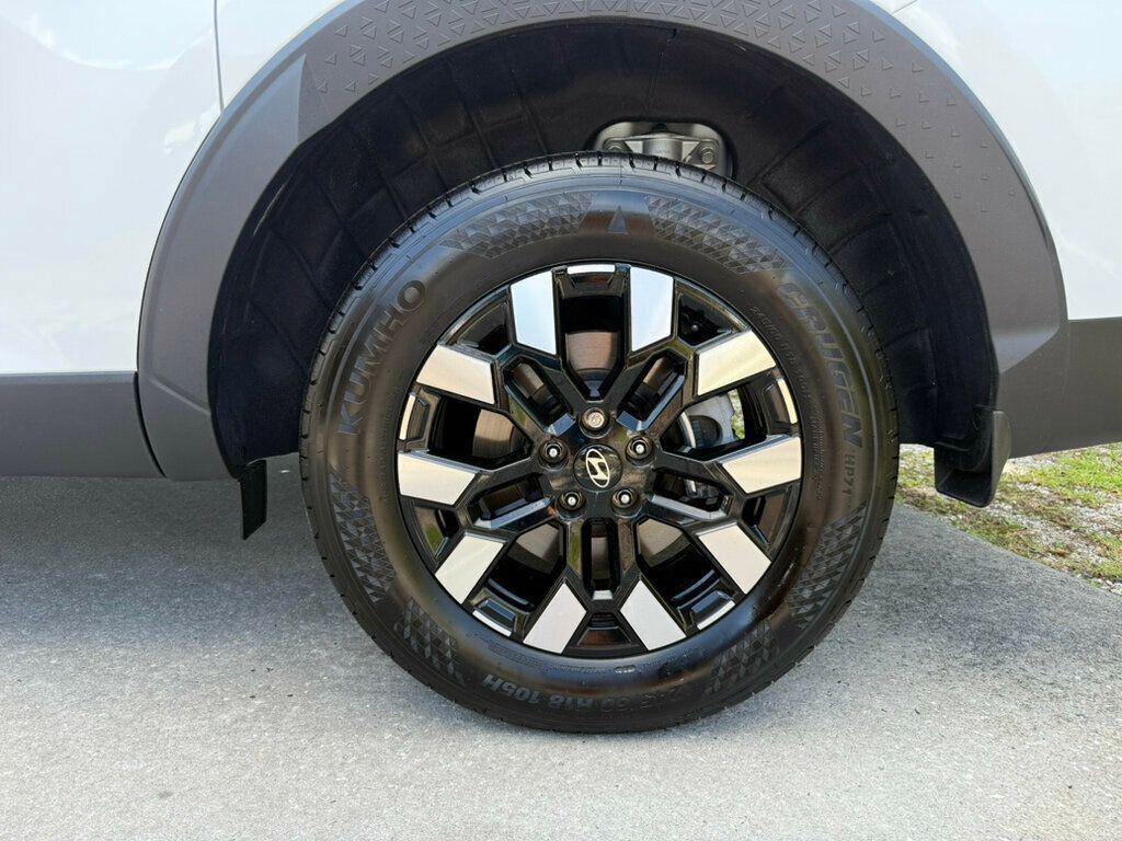 used 2025 Hyundai SANTA CRUZ car, priced at $26,990