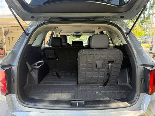 used 2025 Kia Sorento car, priced at $33,990