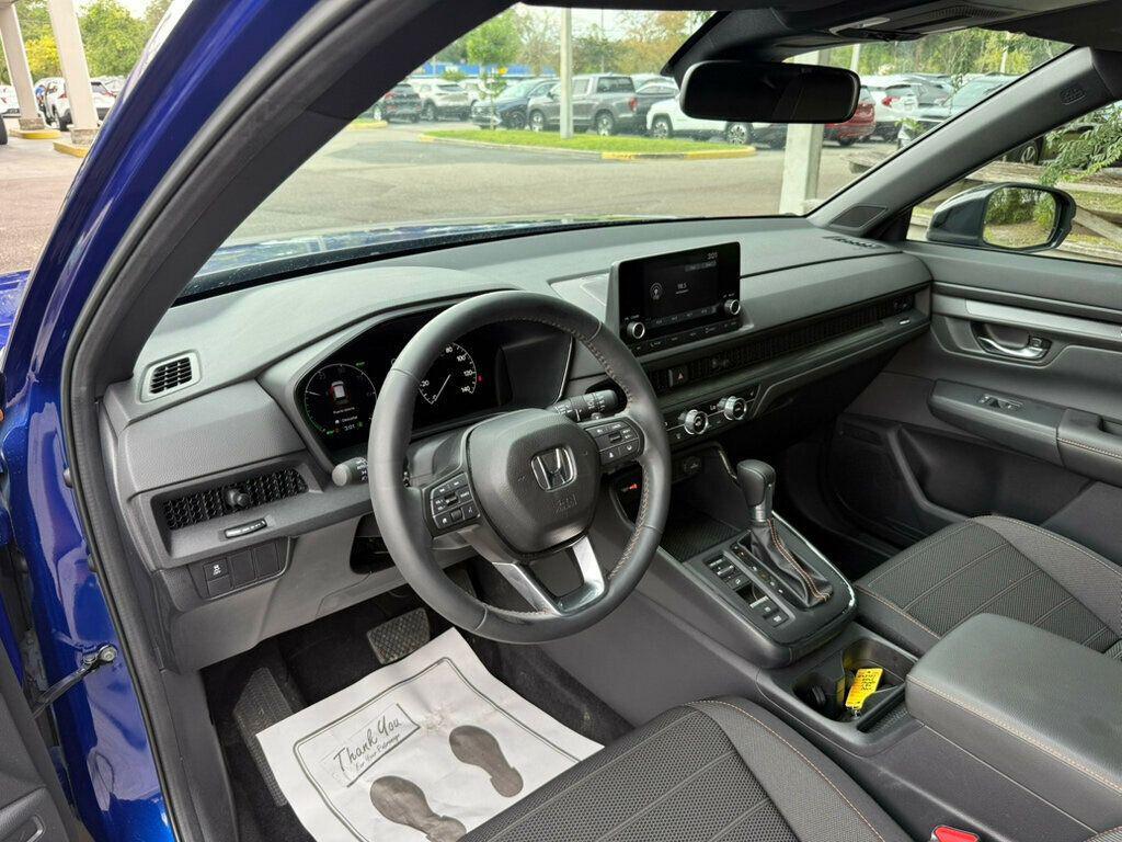 used 2025 Honda CR-V Hybrid car, priced at $32,990