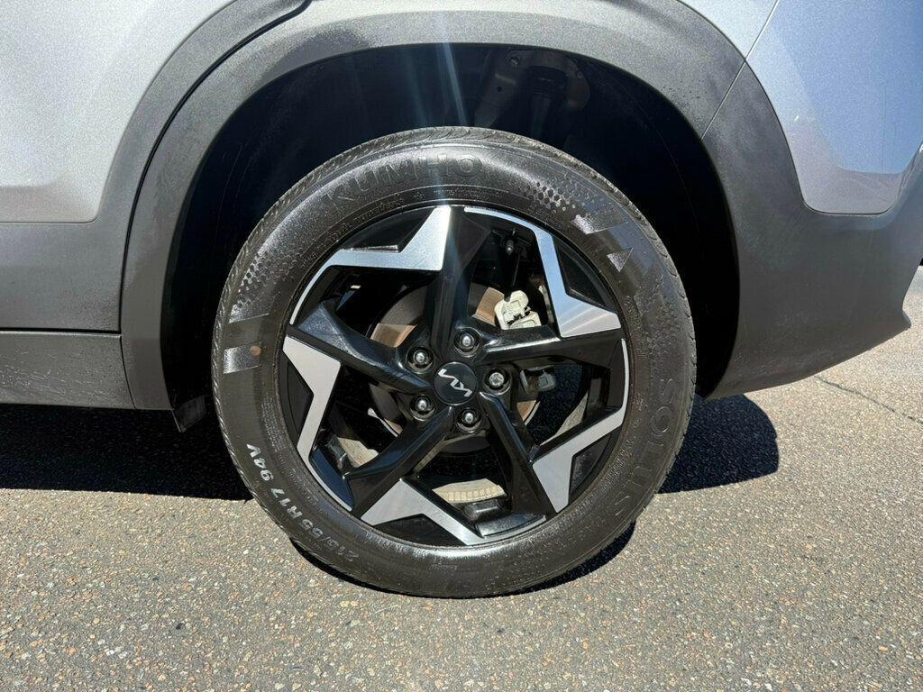 used 2025 Kia Seltos car, priced at $21,990