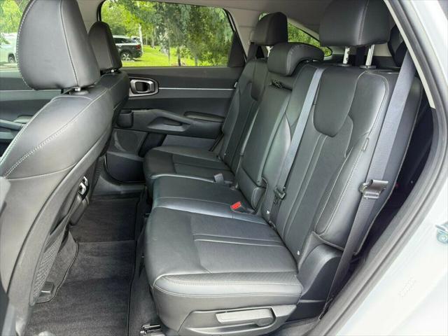 used 2024 Kia Sorento car, priced at $30,990