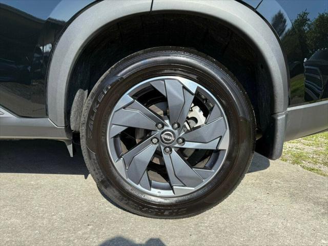 used 2025 Nissan Rogue car, priced at $27,990