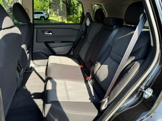 used 2025 Nissan Rogue car, priced at $27,990