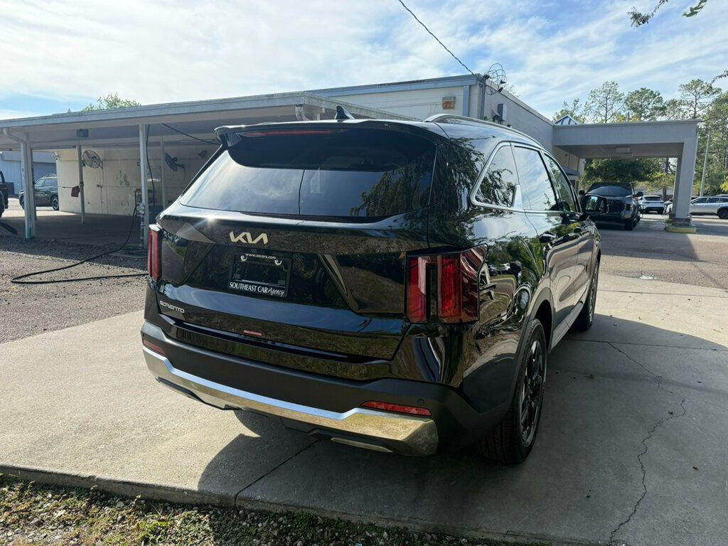 used 2025 Kia Sorento car, priced at $32,990