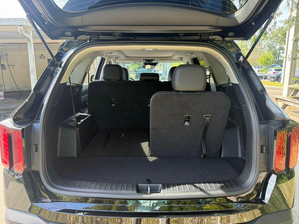 used 2025 Kia Sorento car, priced at $32,990