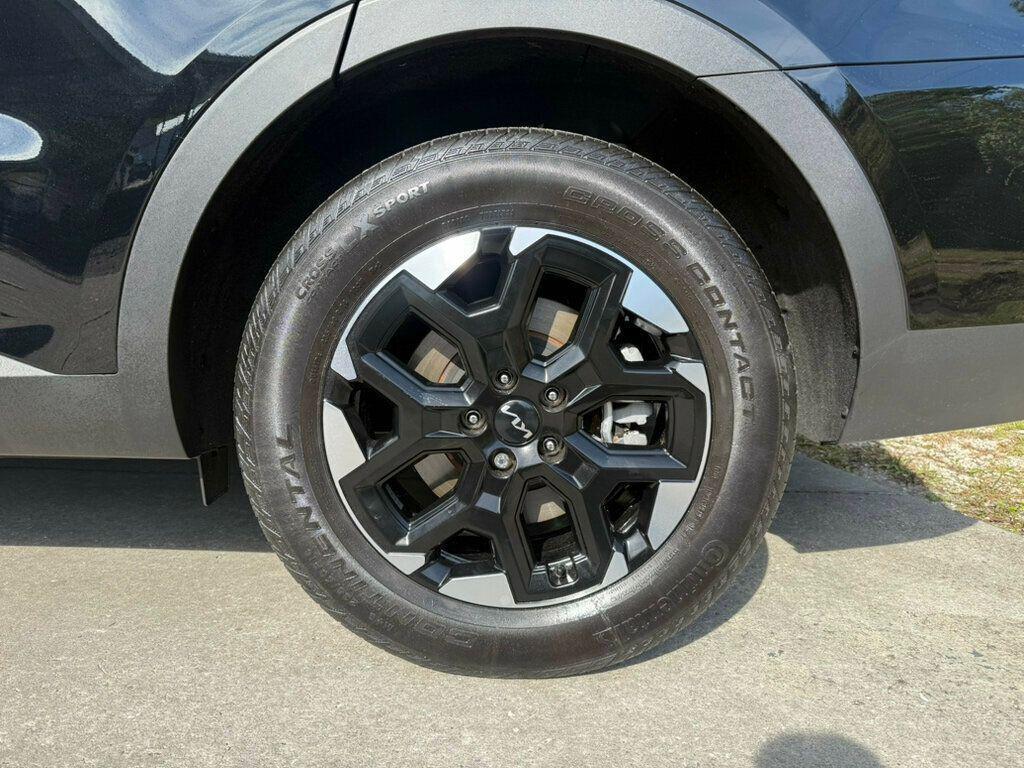 used 2025 Kia Sorento car, priced at $32,990