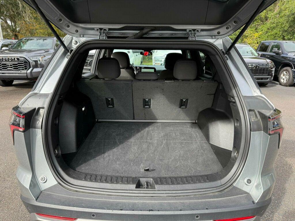 used 2025 Chevrolet Equinox car, priced at $23,990