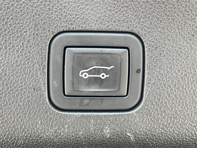 used 2024 GMC Yukon XL car, priced at $72,995