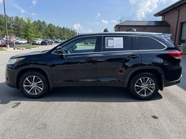 used 2018 Toyota Highlander car, priced at $23,808