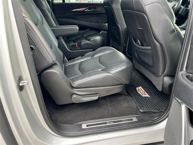 used 2020 Cadillac Escalade ESV car, priced at $28,046