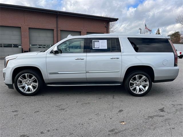 used 2020 Cadillac Escalade ESV car, priced at $28,046