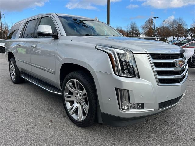 used 2020 Cadillac Escalade ESV car, priced at $28,046