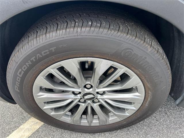 used 2024 Cadillac XT4 car, priced at $41,864