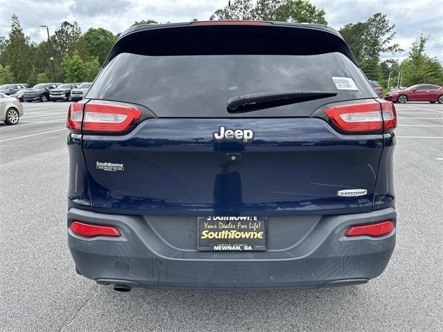 used 2015 Jeep Cherokee car, priced at $8,145