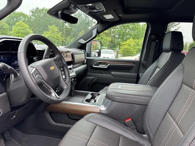 used 2025 Chevrolet Silverado 3500 car, priced at $76,065