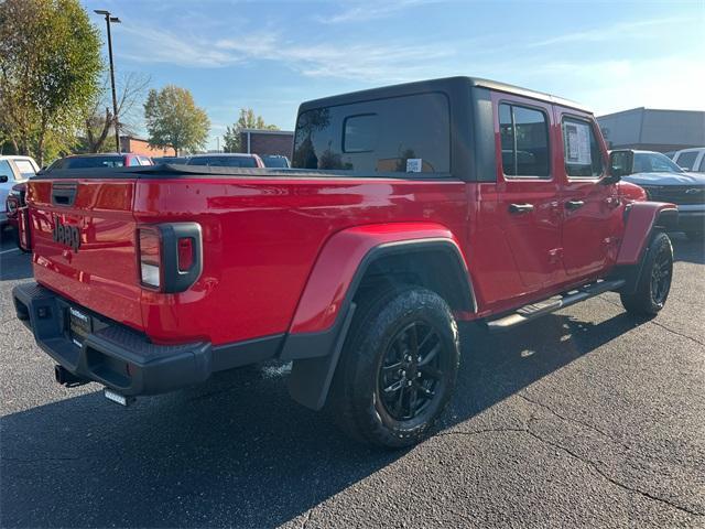 used 2022 Jeep Gladiator car, priced at $31,652