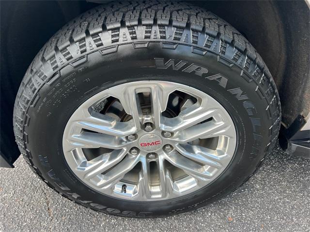 used 2021 GMC Yukon XL car, priced at $43,541