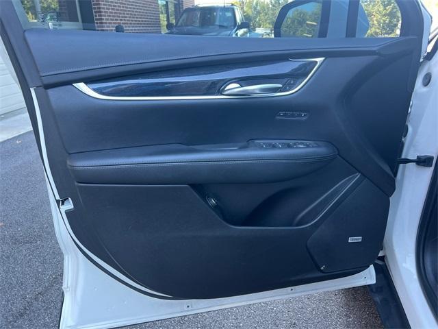 used 2021 Cadillac XT5 car, priced at $18,785