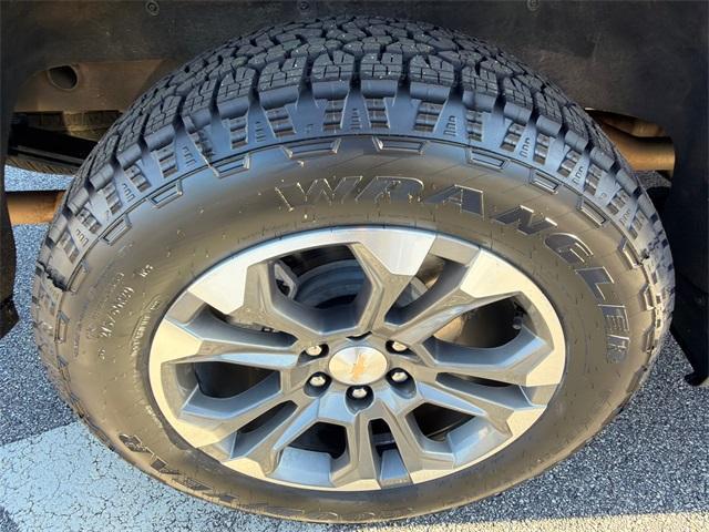 used 2024 Chevrolet Silverado 1500 car, priced at $52,494