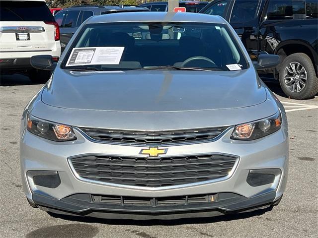 used 2018 Chevrolet Malibu car, priced at $13,106