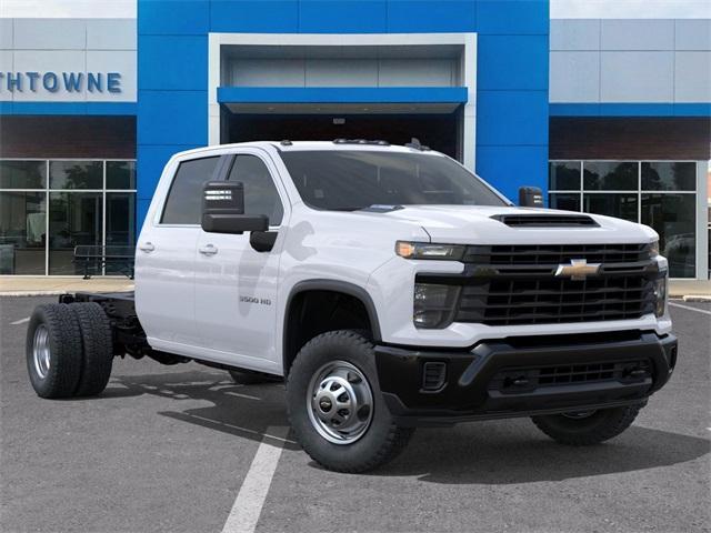 new 2025 Chevrolet Silverado 3500 car, priced at $54,035