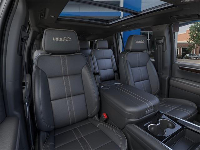 new 2025 Chevrolet Suburban car, priced at $86,025