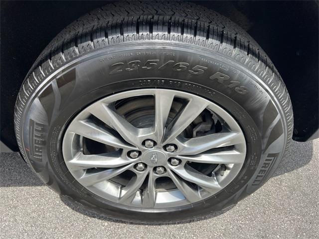 used 2022 Cadillac XT5 car, priced at $35,737