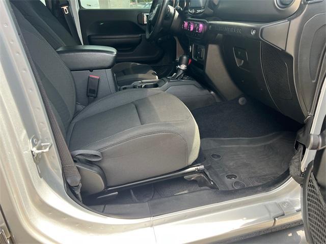 used 2022 Jeep Wrangler Unlimited car, priced at $27,273
