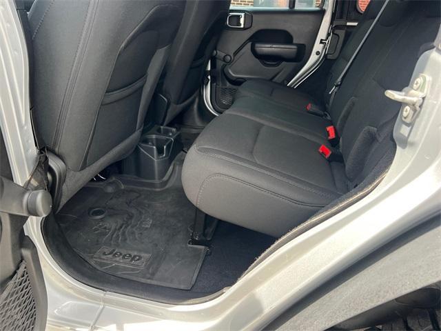 used 2022 Jeep Wrangler Unlimited car, priced at $27,273